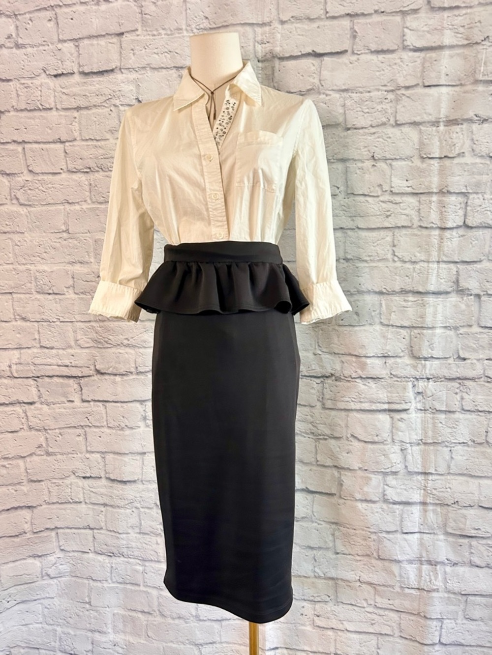 2 Piece Styled Outfit White Blouse w Gems Collar Black Peplum Pencil Midi Skirt - Picture 3 of 12